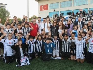 Be�ikta� U17 Tak�m�, Tunceli’de dostluk ma�na �kt�