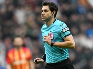 Mehmet T�rkmen’in �rd�n-Bolivya ma�ndaki karar� tart��ma yaratt�!