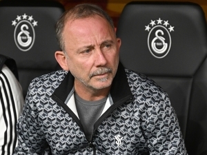 Sergen Yal�n, kul�beyi devreye sokacak