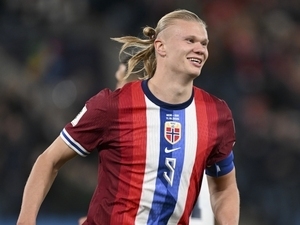 Haaland tarihe ge�ti; Norve�, �srail’i be�ledi!