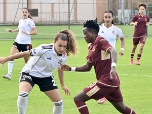 Kad�nlar derbisinde Trabzonspor, Be�ikta�’� devirdi