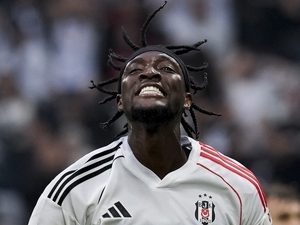 Erman �zg�r’den Abraham ele�tirisi! – Futbol