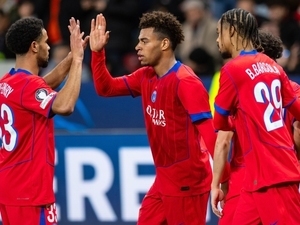 2 k�rm�z� kartl�, 9 goll� ma�ta PSG, Leverkusen’e gol olup ya�d�!