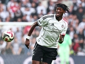 Abraham’dan �zel �al��ma karar� – Futbol