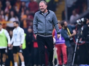 Be�ikta�’ta derbiyle gelen Sergen Yal�n devrimi!