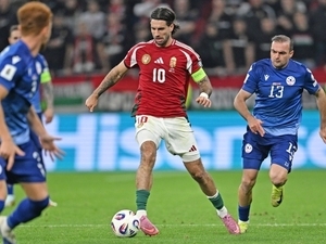 Macaristan’dan evinde kritik �� puan