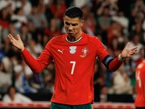 Cristiano Ronaldo, Neves’e duac� – Futbol