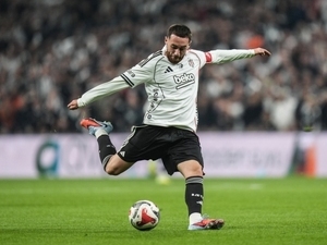 Be�ikta�’ta Orkun K�k� geri d�n�yor!