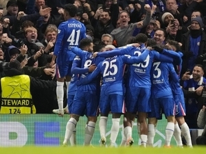 Chelsea,10 ki�i kalan Barcelona’y� da�tt�!