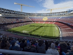 Barcelona, Camp Nou’ya d�n�yor! – Futbol