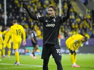 Kenan Y�ld�z asist yapt�, Juventus ilk kez kazand�!