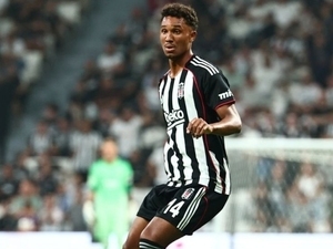 Be�ikta�’ta Uduokhai ile yollar ayr�l�yor mu?