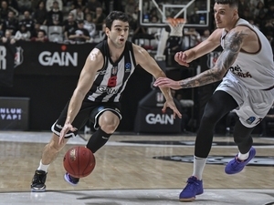 Be�ikta� Gain, Lietkabelis’i uzatmalarda yendi – Futbol