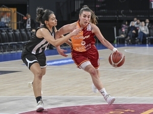 Potada kad�nlar derbisinde kazanan Galatasaray