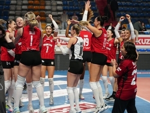 Voleybolda Be�ikta�, 5 ma� sonra galip!