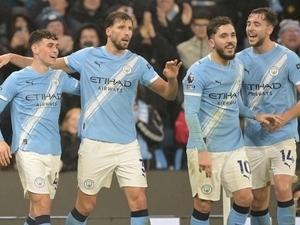 Manchester City kokuyu ald�, Arsenal’e nefesini hissettirdi!