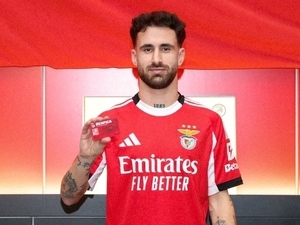 Galatasaray i�in Rafa Silva iddias�!