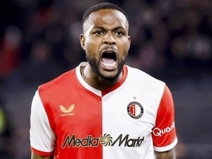 Be�ikta�’a Cyle Larin s�rprizi – Futbol