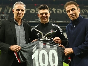 Milot Rashica’n�n formay� b�rakmaya niyeti yok!