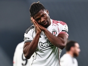 Be�ikta�’ta El Bilal Toure’nin sakatl�k ge�mi�i endi�e yaratt�