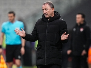 Sergen Yal�n: “Pani�e gerek yok do�ru yolday�z”