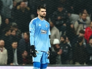 Ersin Destano�lu’na �nce destek, sonra tepki