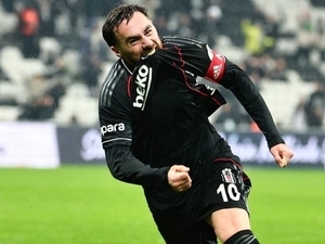 Be�ikta�’ta Orkun K�k�’den nefes kesen performans!