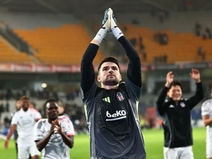 Ersin Destano�lu kalesinde devle�ti – Futbol