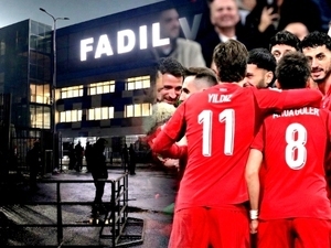 Tarihi ma� �ncesi stadyum krizi: Sadece 700 T�rk!