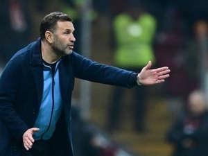 Okan Buruk’tan Be�ikta� derbisi i�in erteleme sorusuna yan�t