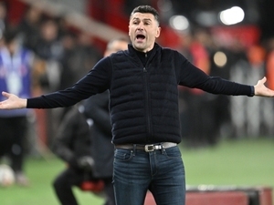 Burak Y�lmaz’dan istifa tepkileri sonras� yan�t!