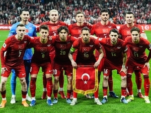 Milli Tak�m’daki grupla�ma iddialar�na saha i�inde yan�t