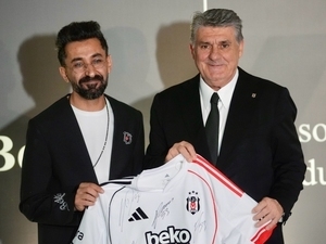 Be�ikta� T�pra� Stad�’nda sergi alan� a�ld�