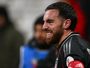 Orkun K�k�, derbide bir ilkin pe�inde!