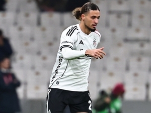 Be�ikta�’ta ayr�l�k karar�: Taylan Bulut