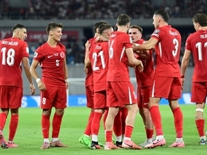 85 milyon tek yürek tek yumruğuz!