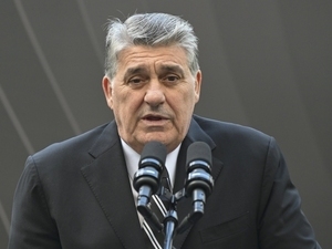 Serdal Adal�’dan Milli E�itim Bakan� Tekin’e ziyaret