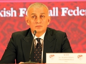 Ba�kan Hac�osmano�lu’ndan bayram mesaj� – Futbol