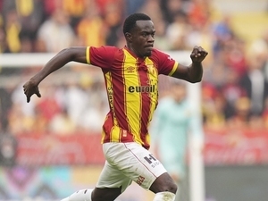 Be�ikta�, Dennis i�in �z�m ar�yor!