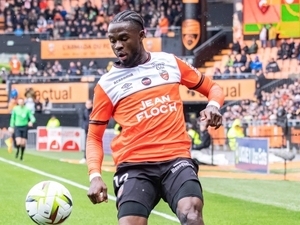 Be�ikta�, listeye ekledi: Darlin Yongwa