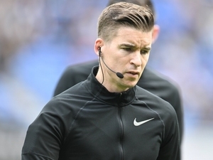 T�rkiye – Romanya ma�na tarihe ge�en hakem!