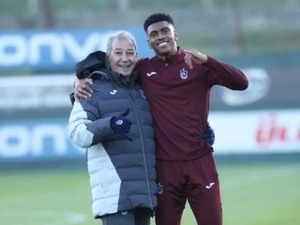 Orhan Kaynak kalp krizi ge�irdi