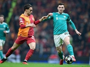 Tottenham’dan Andrew Robertson hamlesi – Futbol