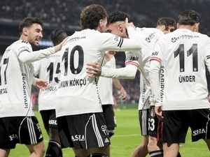 Dolmabah�e’de gol ya�muru: Be�ikta�, Antalyaspor’u devirdi!