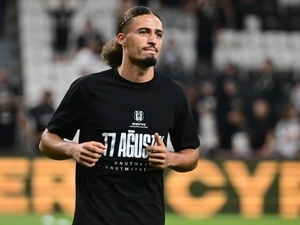 Be�ikta�’ta Taylan Bulut, Antalyaspor ma�n�n kadrosundan �kar�ld�