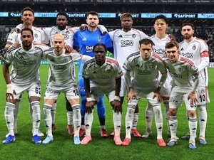 Be�ikta�, kritik derbide Fenerbah�e’ye konuk oluyor!