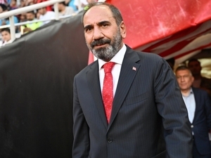 Mecnun Otyakmaz: “Milli Tak�m�m�za �ok g�veniyoruz”