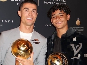 Cristiano Ronaldo, o�luyla ayn� kadroda yer alabilir!