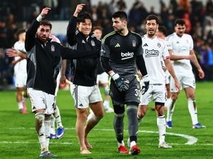 Fenerbah�e-Be�ikta� derbisinde g�zler kalecilerde – Futbol