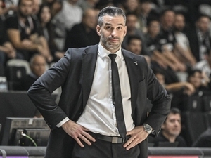 Alimpijevic’in o�lundan takdir toplayan hareket!